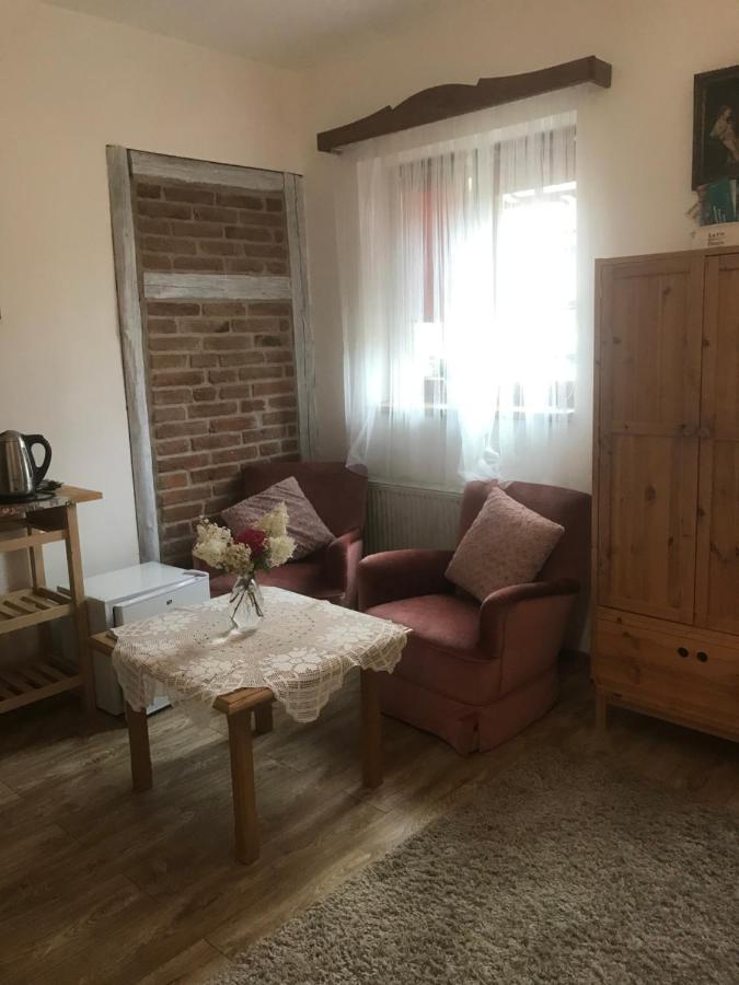 Penzion Hrádecký Dvůr Plzeň Exterior foto