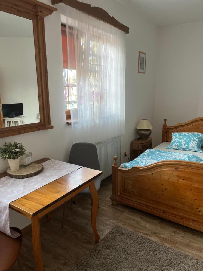 Penzion Hrádecký Dvůr Plzeň Exterior foto